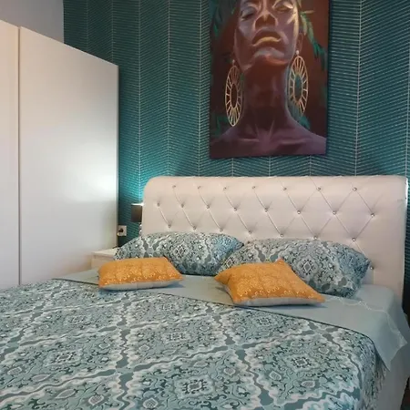 Apartament Hill Lux *