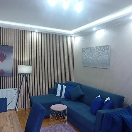 Hill Lux Apartament *