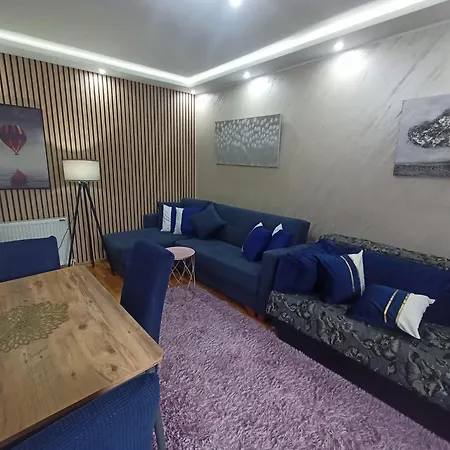Hill Lux Apartament
